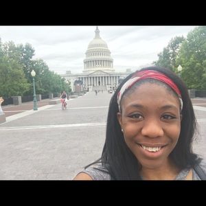 Meet your Posher, Alyssa